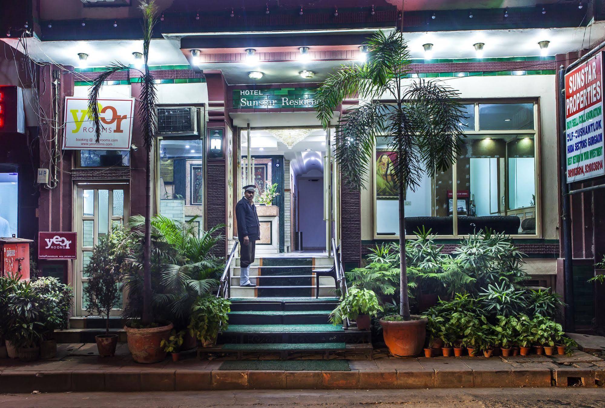 Hotel Sunstar Residency Дели Экстерьер фото